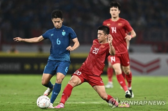 베트남과 태국의 미쓰비시컵 결승 2차전 경기 모습 [AFP=연합뉴스]