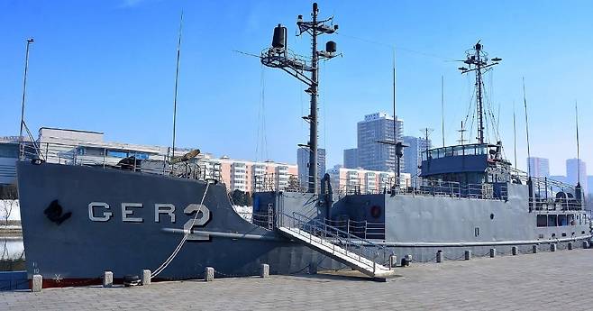 평양 보통강변에 전시된 미 해군 정보수집함 푸에블로호  (서울=연합뉴스) 조선화보사의 대외선전용 월간 화보집 '조선' 2023년 1월호는 평양 보통강변에 전시된 미 해군 정보수집함 푸에블로호의 최근 사진을 공개했다. 2023.1.17
   [국내에서만 사용가능. 재배포 금지. For Use Only in the Republic of Korea. No Redistribution]
    nkphoto@yna.co.kr
(끝)