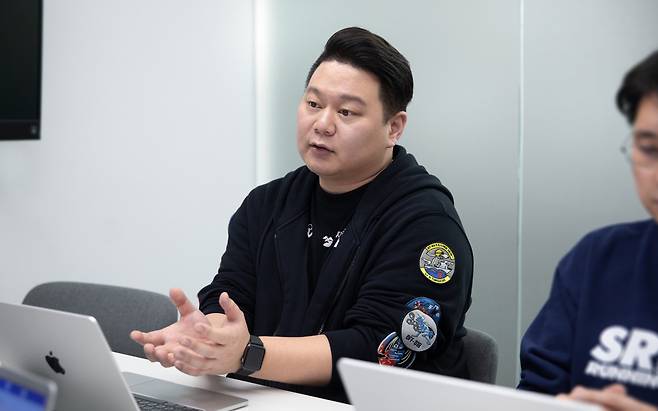 김보람 프로덕트 리드가 헤럴드경제와 인터뷰를 진행하고 있다.[토스 제공]