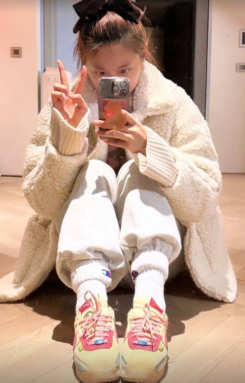 가수 겸 배우 설현 /사진=인스타그램