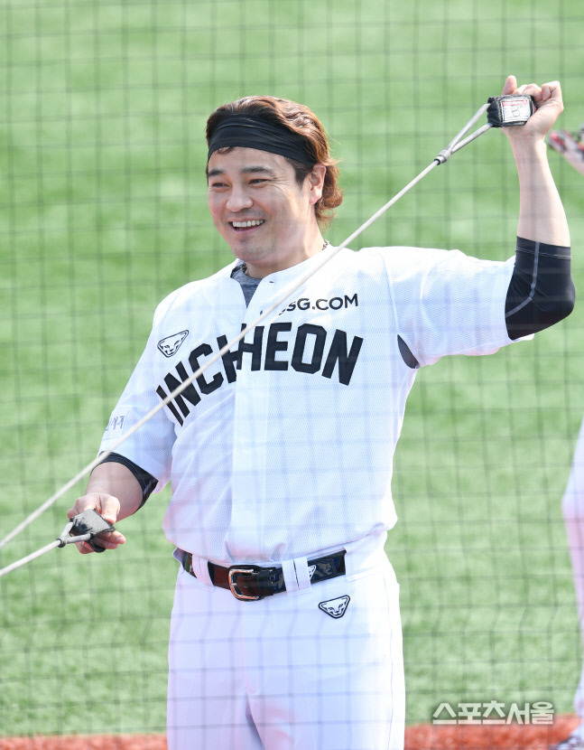 SSG 추신수. 2021. 3. 13.  박진업기자 upandup@sportsseoul.com