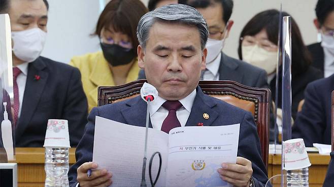 지난달 북한 무인기 관련 국회 현안보고에 출석한 이종섭 국방부 장관 (사진출처 : 연합뉴스)