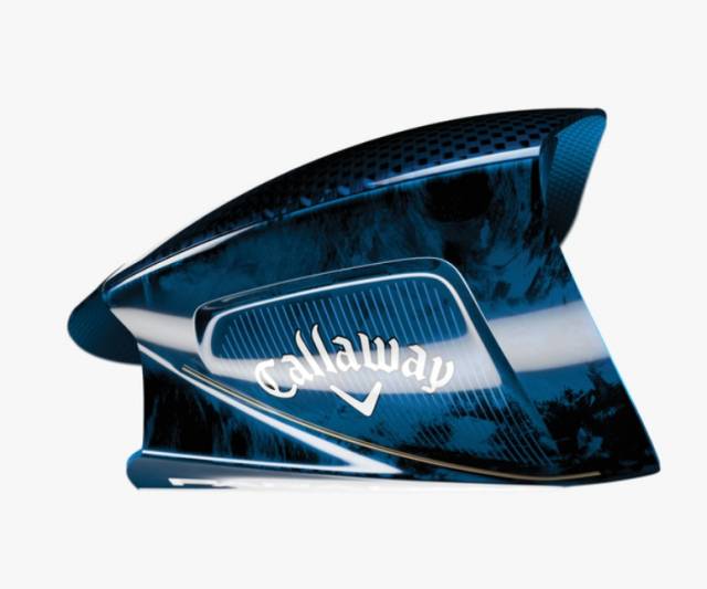패러다임은 헤드 몸체에서 티타늄을 제거한 360도 카본 섀시를 장착했다. 사진=캘러웨이