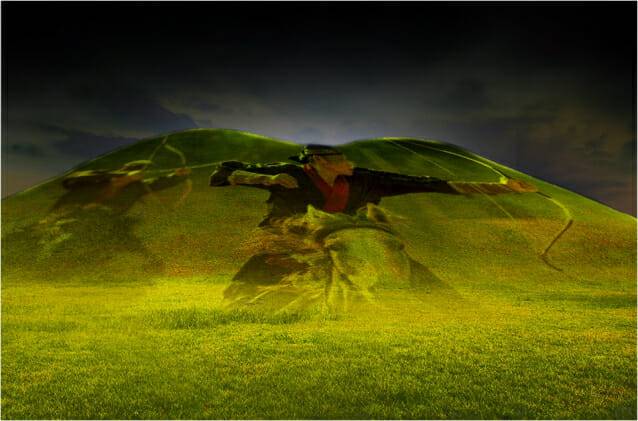 2016년 경주 문화재 야행 프로그램의 하나로 대릉원에서 열린 미디어파사드 모습