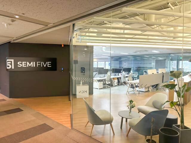 세미파이브 분당 사무실 입구