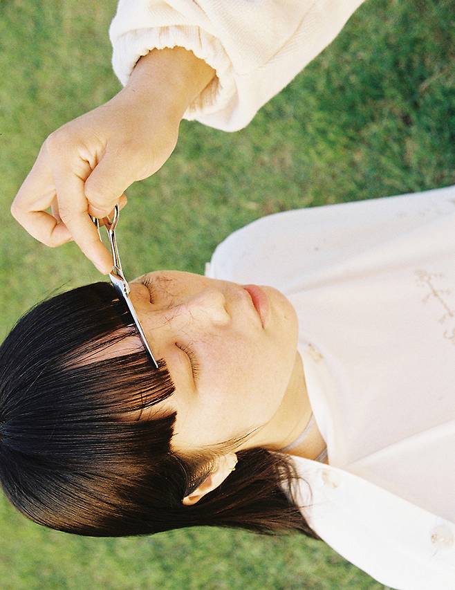 혜인서 2023 S/S 컬렉션 캠페인 사진과 비주얼 디렉팅.