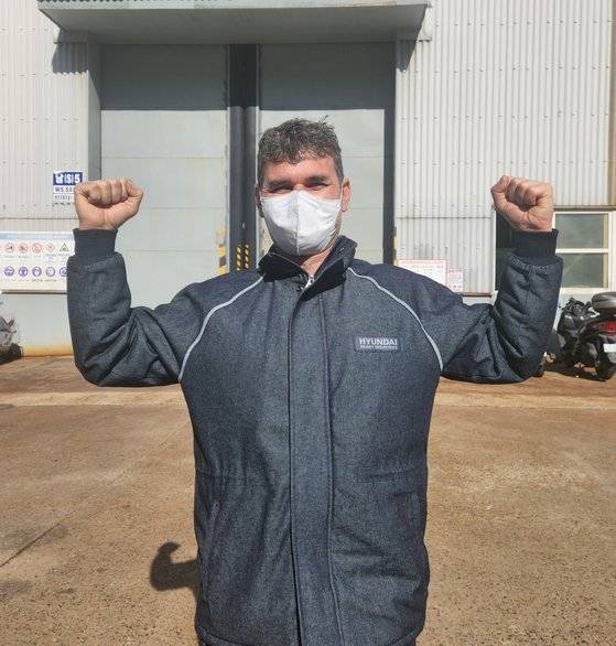 한국살이 1년. 약사에서 현대중공업 협력업체 직원으로 변신한 압둘씨. 김윤호 기자