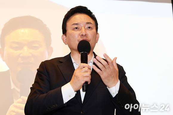 원희룡 국토교통부 장관이 지난해 12월 22일 서울 여의도 전경련회관에서 열린 전세보증금 피해 임차인 설명회에서 인사말을 하고 있다. [사진=김성진 기자]