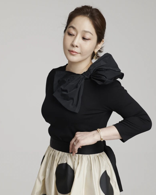 윤지영 