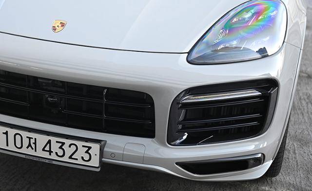 포르쉐 E-하이브리드 플래티넘 에디션