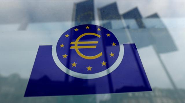 독일 프랑크푸르트의 유럽중앙은행(ECB) 본부에 있는 로고. 프랑크푸르트=로이터 연합뉴스