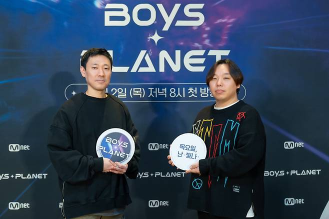 [서울=뉴시스] 김신영 PD, 고정경 PD. 2023.02.02.(사진 = 엠넷 제공) photo@newsis.com *재판매 및 DB 금지