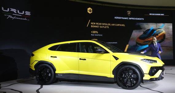 람보르기니 '우루스 퍼포만테'. 연합뉴스