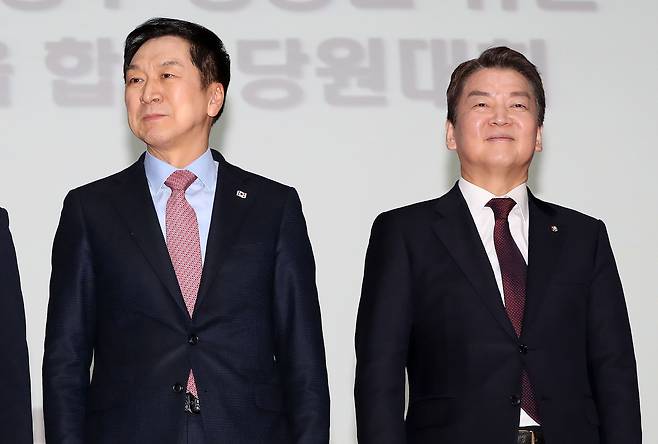 국민의힘 당대표 후보인 김기현, 안철수 의원. /뉴스1