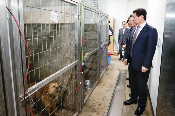 이상일 용인시장, 지역 돌며 현안 점검 '동물보호센터