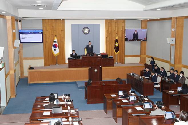 [울산=뉴시스]7일 울산 남구의회 5층 본회의장에서 제248회 임시회 개회식이 진행되고 있다. (사진=울산 남구의회 제공) 2023.02.07. photo@newsis.com *재판매 및 DB 금지