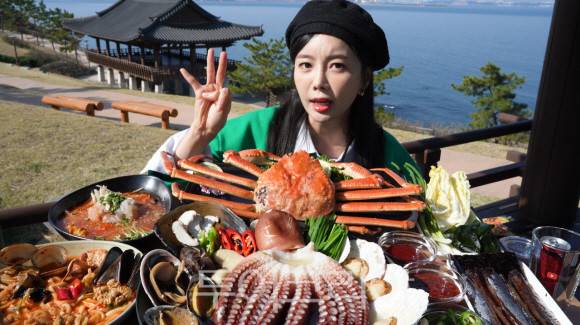 &nbsp;구독자 900만명 유튜터 '쏘영'