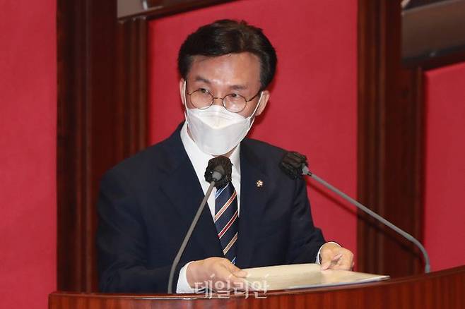 김민석 더불어민주당 의원이 국회에서 교육·사회·문화에 관한 대정부질문을 하고 있다. ⓒ데일리안 박항구 기자