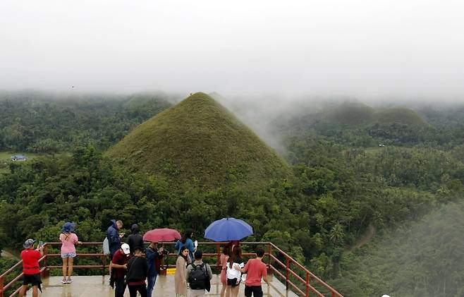 필리핀 보홀의 초콜릿힐.