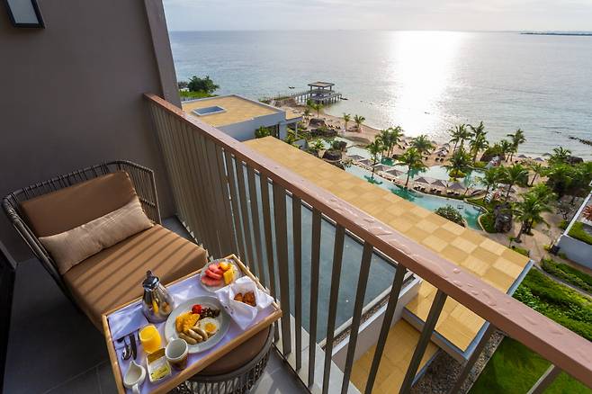 베란다에서 즐기는 룸서비스