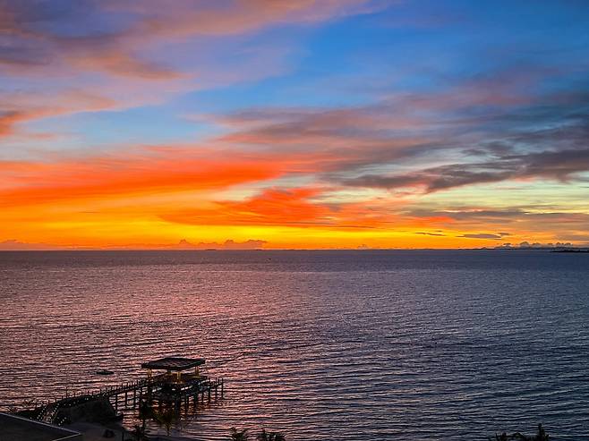 객실 베란다에서 본 자연의 작품