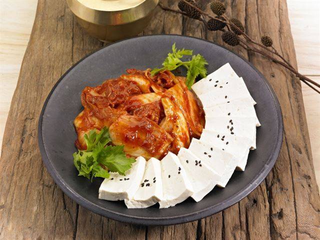 두부김치는 단백질·섬유소가 많아 건강효과가 높다. [사진=게티이미지뱅크]