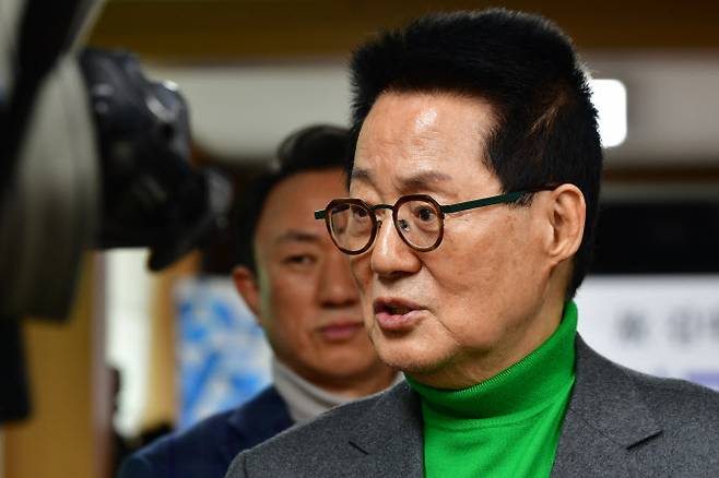 박지원 전 국가정보원장이 1일 오후 광주 동구 민주의집에서 인터뷰를 하고 있다. (사진=뉴시스)