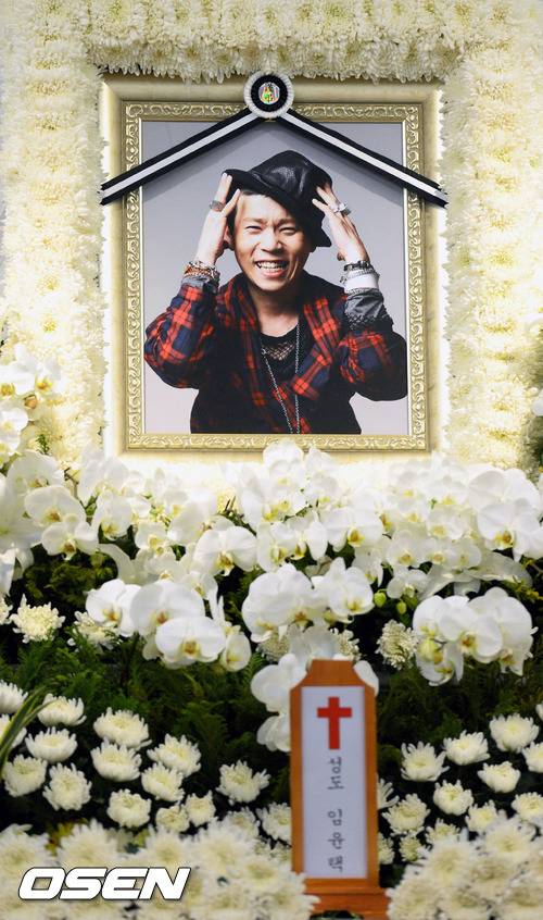 [OSEN 사진팀]고인의 빈소는 서울 서대문구 신촌동 세브란스 병원 장례식장에 마련됐으며, 고인의 발인은 오는 14일에 진행되며 일산 청아공원에 안치할 예정이다. /사진공동취재단