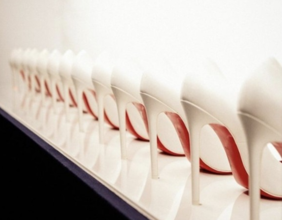 크리스찬 루부탱 구두. [사진 출처 = 루부탱 공식 인스타그램]