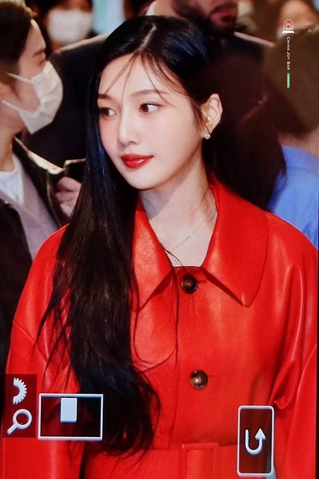 오늘 토즈 팝업 행사장 레드벨벳 조이.Jpg | 커뮤니티