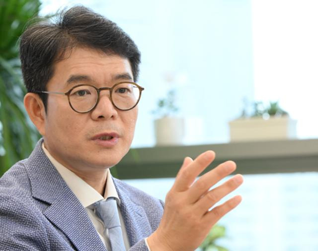 정원오 성동구청장. 성동구는 관내 반지하 주택 3,800여 가구 전수조사를 마치고 장마철이 오기 전 침수방지시설 설치 등 대비를 완료할 방침이다. 배우한 기자