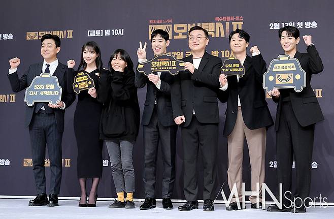 On the afternoon of the 17th, SBS new drama Taxi Driver production presentation was held at SBS Hall in Mok-dong, Yangcheon-gu, Seoul.The day was attended by director Ethan and directors Lee Je-hoon, Kim Ui-seong, Pyo Ye-jin, Jang Hyuk-jin , Bae Yu-ram and Shin Jae-ha; the proceedings were handled by broadcaster Park Kyung-rim.Following Park Joon-woo, who was in charge of directing Season 1, director Ethan, who continues the new season 2, announced various buccaneers of the cast.It was burdensome because Season 1 was a very good work, but I thought it would be an honor to join Season 2 as a viewer who enjoyed it, he said adding, This season, Kim do-gi and other members of The Rainbows fortune family will show various Buccaneers.According to the highlights of Taxi Driver released on the 17th, the range of activities of The Rainbow Transport extends to Vietnam.Ethan also revealed an episode that had an unexpected difficulty with a decision at the time of shooting in Vietnam.He said, There was a tree growing in the nostrils of the nostrils on the filming site, and I cut the grass in the nostrils because I wanted to put the picture nicely. But after cutting it, it was raining a lot and the infectious disease turned around and the local staff seemed to touch the nose of the dragon. He said.Taxi Driver Season 1 episode is composed of realistic stories such as bullying in school and voice phishing.I thought there would be a lot of excitement if it consisted of stories that would happen around me, said Lee. This season brought topics such as real estate fraud and old man fraud.The age limit has also been adjusted so that 15-year-old viewers can watch it. Lee Je-hoon showed a dramatic tone and indirectly hinted at a bouquet concept when asked if he could show a taste of the bouquets that predicted various appearances.In particular, Lee Je-hoon said, I prepared hard when I heard the bishop saying that I needed a taking off scene as soon as I got the script, Lee Je-hoon said. I thought it was Taking Off scene, but now its gone.Pyo Ye-jin, who once again joined Ango Eun in Taxi Driver 2, has once again breathed Shin Jae-ha in SBS Drama VIP.When asked if there was a change in the team atmosphere due to Shin Jae-has input, he said, Shin Jae-ha joined the team and there was a strong Feelings that one more person came to the hand. I was the youngest, There was no Feelings that the new youngest came. In Season 1, Ko Eun was the main stage of the call van due to the nature of the hacker who was the role.I have a lot of scenes outside the call van in Season 2, he said. I thought I should play hard in the field based on kim do-gi.Kim Ui-Seong, who plays the role of Jang Seong-choel, who has become a character who seems to betray from a certain moment.There was an article on the bulletin board saying that XX (Jang Seong-choel) betrayed me someday, and that it was a reversal that I did not betray, he said. I have been constantly saying that it does not change from the beginning, but most of them did not believe it.I solved the problem.Jang Hyuk-jin, who played the role of licorice in the Rainbow Transportation Team as a chief duoJang Hyuk-jin, who said, Ive done more this season, and Bae Yu-ram, who said, After kim do-gi, I fit a lot. Ive helped coach Ethan a lot by hanging on and getting beaten a lot, made us look forward to chemistry this season as well.Shin Jae-ha, who joined the Taxi Driver 2 as The Rainbow Transport Knight On Ha Jun, said he was a season 1 audience.Less than a year after he was discharged from the military, he said, I had so much fun watching season 1 in the military, so I had a lot of expectations and pressure, adding, But as soon as I went to the scene, my seniors took good care of me and treated me like I was a member of the family, so there was no pressure.Shin Jae-ha, who named a big dog-like image as the charm of On Ha-jun, said, Its a cute character, but its a lot of accidents.In addition, Kim Ui-Seong said, Its a cute character, but there is a huge secret hidden in comparison with us.Taxi Driver is a private revenge act in which the Taxi company The Rainbow Transportation and Taxi Knight kim do-gi, which are hidden in the veil, complete revenge on behalf of the unjust victim.On the other hand, SBS Gilt Drama Taxi Driver, which started operating again with Shin Jae-ha, will be broadcasted at 10 pm on the 17th.