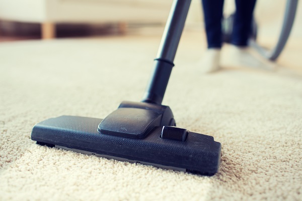 집에서 청소를 하는 것은 따로 시간을 내서 운동하는 것과 같은 효과를 볼 수 있다./사진=클립아트코리아