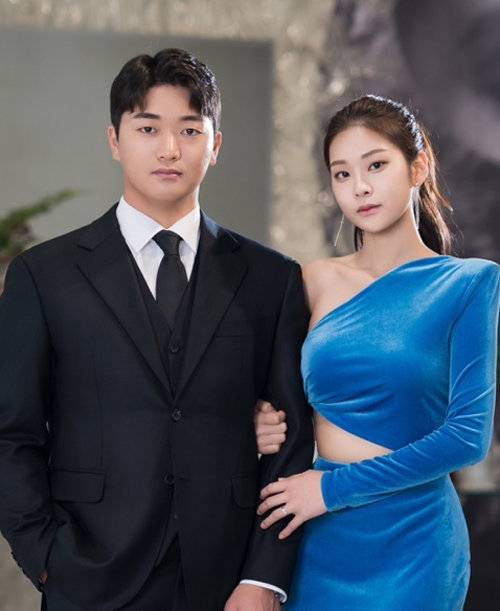 지난 1월 6일 결혼한 고우석(왼쪽)과 이가현 양. LG 제공