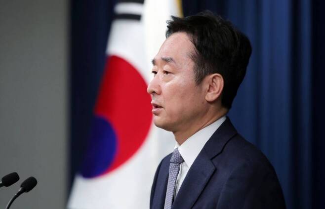 이도운 대통령실 대변인이 17일 서울 용산 대통령실 청사 브리핑룸에서 현안 브리핑을 하고 있다. /사진=뉴시스