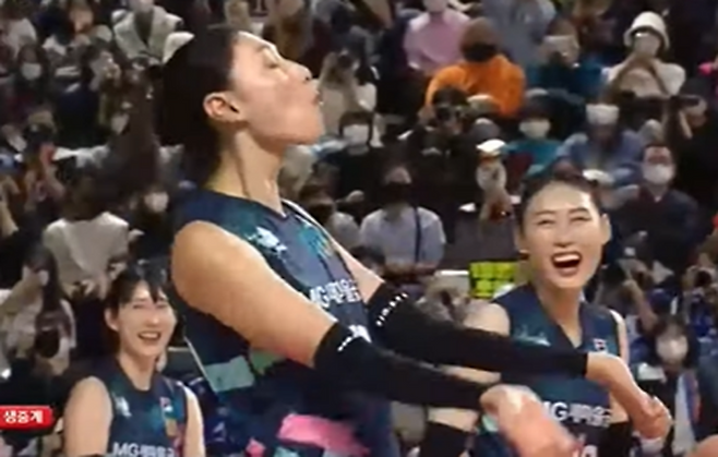 김연경 선수의 댄스. <사진제공 = KBS>