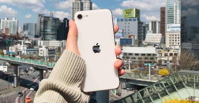 2022년 3월 출시된 아이폰SE 3세대 [헤럴드경제DB]