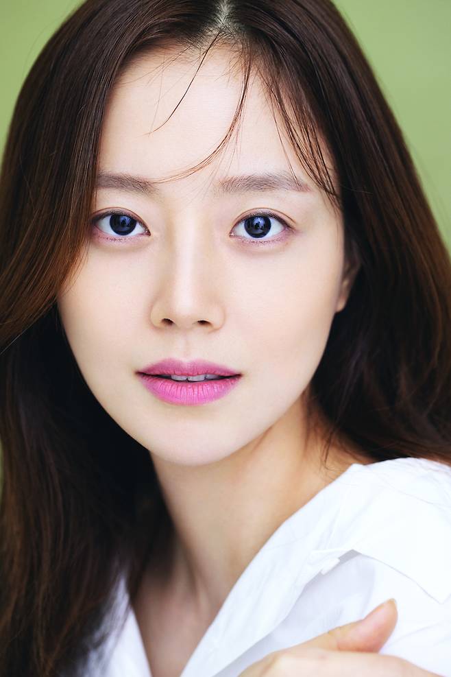 문채원. 아이오케이컴퍼니 제공