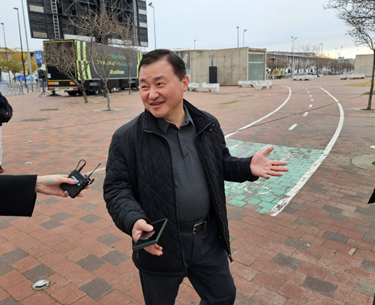 MWC 2023 개막 전날인 26일 노태문 삼성전자 MX사업부장(사장)이 현장을 방문했다. ⓒ데일리안 민단비 기자