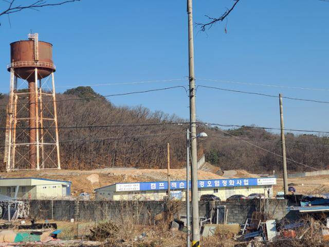 21일 경기 의정부시 장암동에 위치한 반환 공여지인 캠프잭슨 기지 안에서 환경정화 공사가 한창이다. 이종구 기자