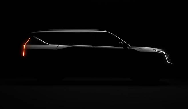 기아가 'The Kia EV9' 티저를 공개하며 출시 초읽기에 들어갔다. /사진=기아