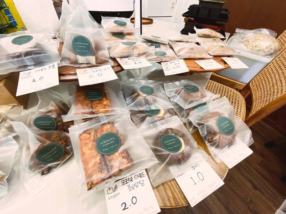 Vegan cookies sold at Warm Harue near Korea University. [ISABELLE PIA SISON]