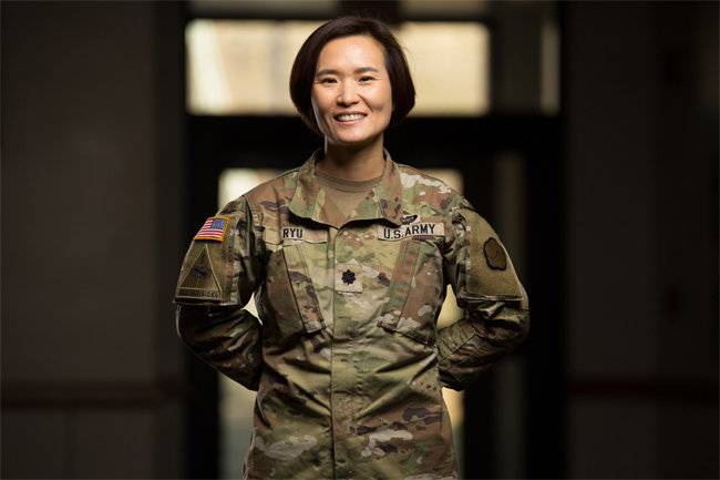 류선 주한미군 육군 중령은 한국에서 복무하는 것에 대해 “한국과 미국 두 조국을 수호하는 영광을 누리고 있다”는 소감을 밝혔다.