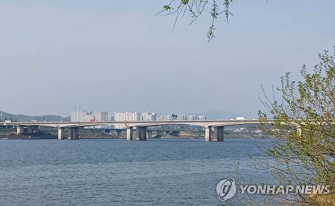 강동대교 [촬영 안 철 수]