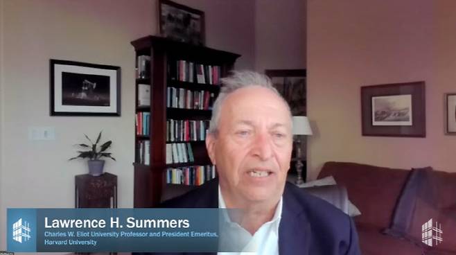 래리 서머스 미국 하버드대 명예교수가 지난 7일 오전 11시30분(미국 동부시간) 피터슨국제경제연구소(PIIE)가 개최한 화상 대담에서 발언하고 있다. (출처=PIIE, 김정남 특파원)