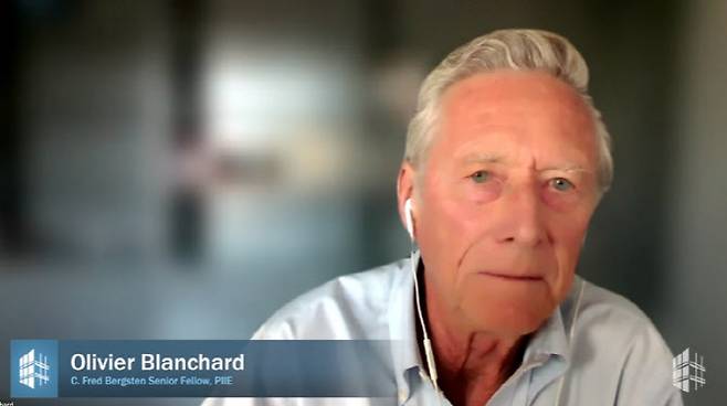 올리비에 블랑샤르 미국 매사추세츠공대(MIT) 명예교수가 지난 7일 오전 11시30분(미국 동부시간) 피터슨국제경제연구소(PIIE)가 개최한 화상 대담에서 발언하고 있다. (출처=PIIE, 김정남 특파원)