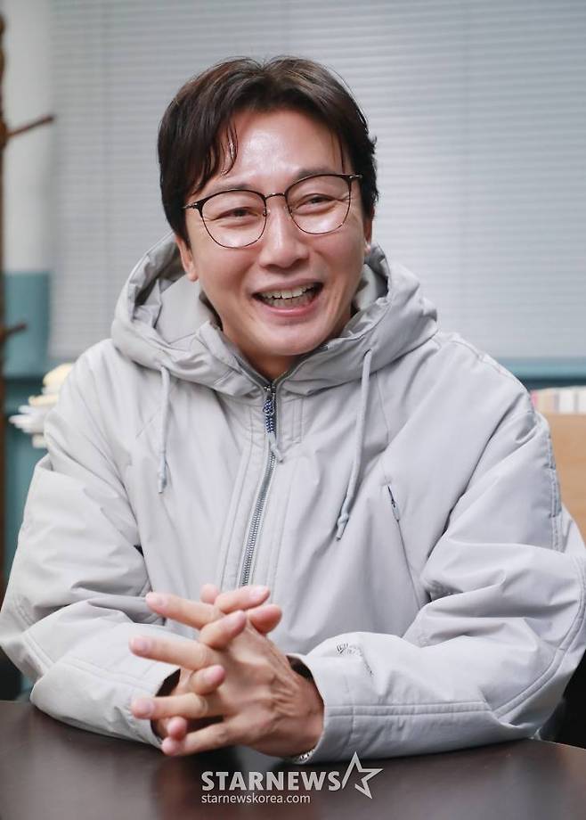 배우 겸 가수 탁재훈 인터뷰 /사진=이동훈 기자 photoguy@