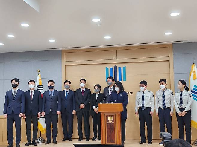 13일 오전 서울 양천구 남부지검 브리핑룸에 선 서울남부지검·병무청 병역면탈 합동수사팀./김민소 기자