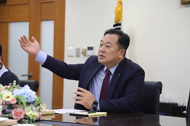지난 7일 대구 유성구 한국생명공학연구원(생명연)에서 만난 김장성 원장. /한국생명공학연구원 제공