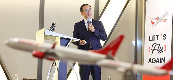 Chief Executive Officer of Eastar Jet, Cho Joong-seok at press conference on Tuesday [Photo by Yonhap]